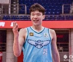 澳门百家乐-CBA最佳星锐候选：杨瀚森领衔 邹阳&amp;段昂君&amp;陈国豪等球员在列